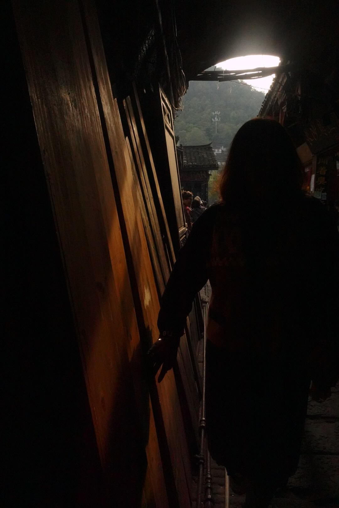 A narrow alley in the old district of Hanjiang.